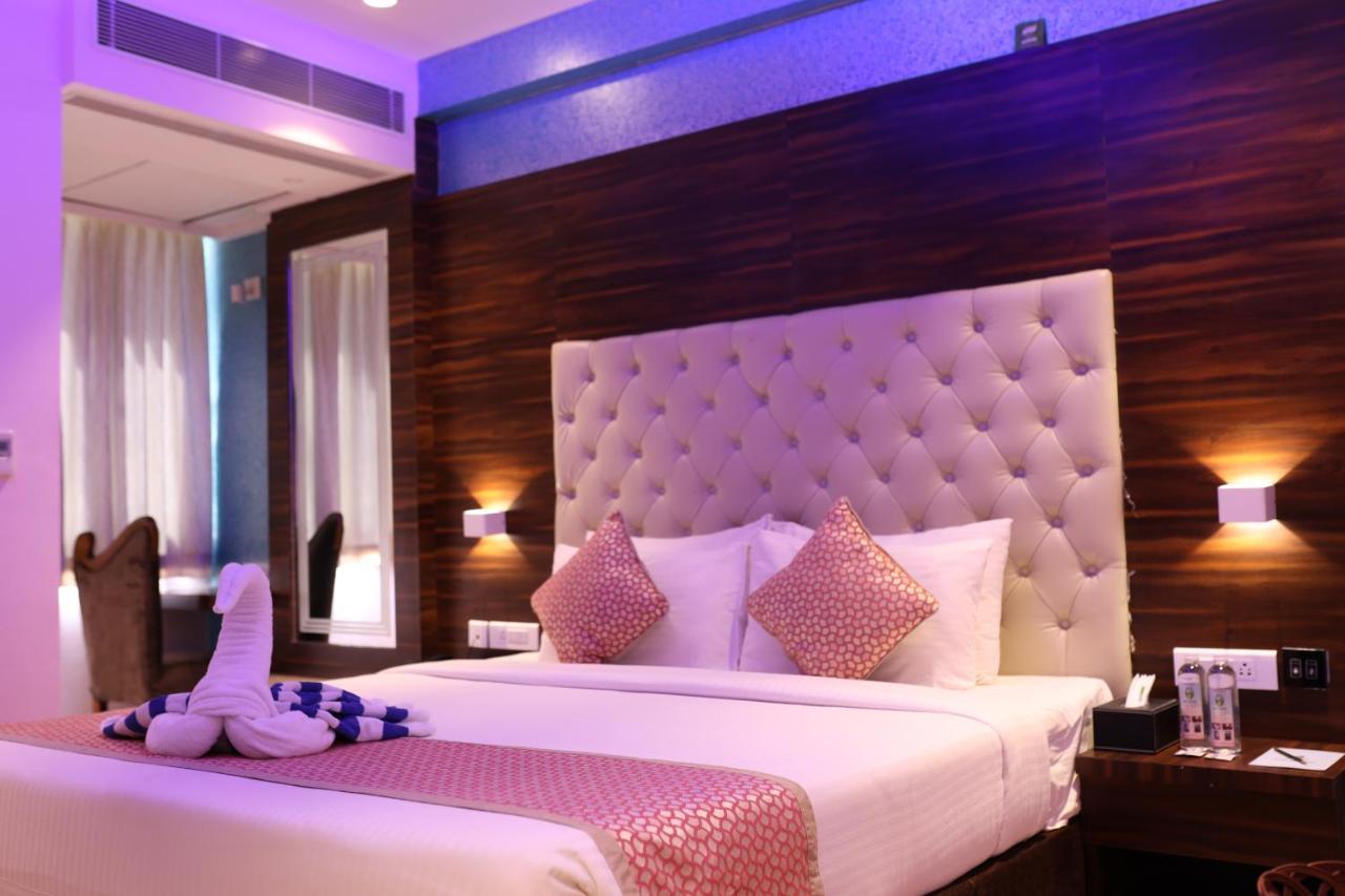 Npg Hotel Bangalore Just 10 Mins Drive From The Kempegowda International Airport Eksteriør billede