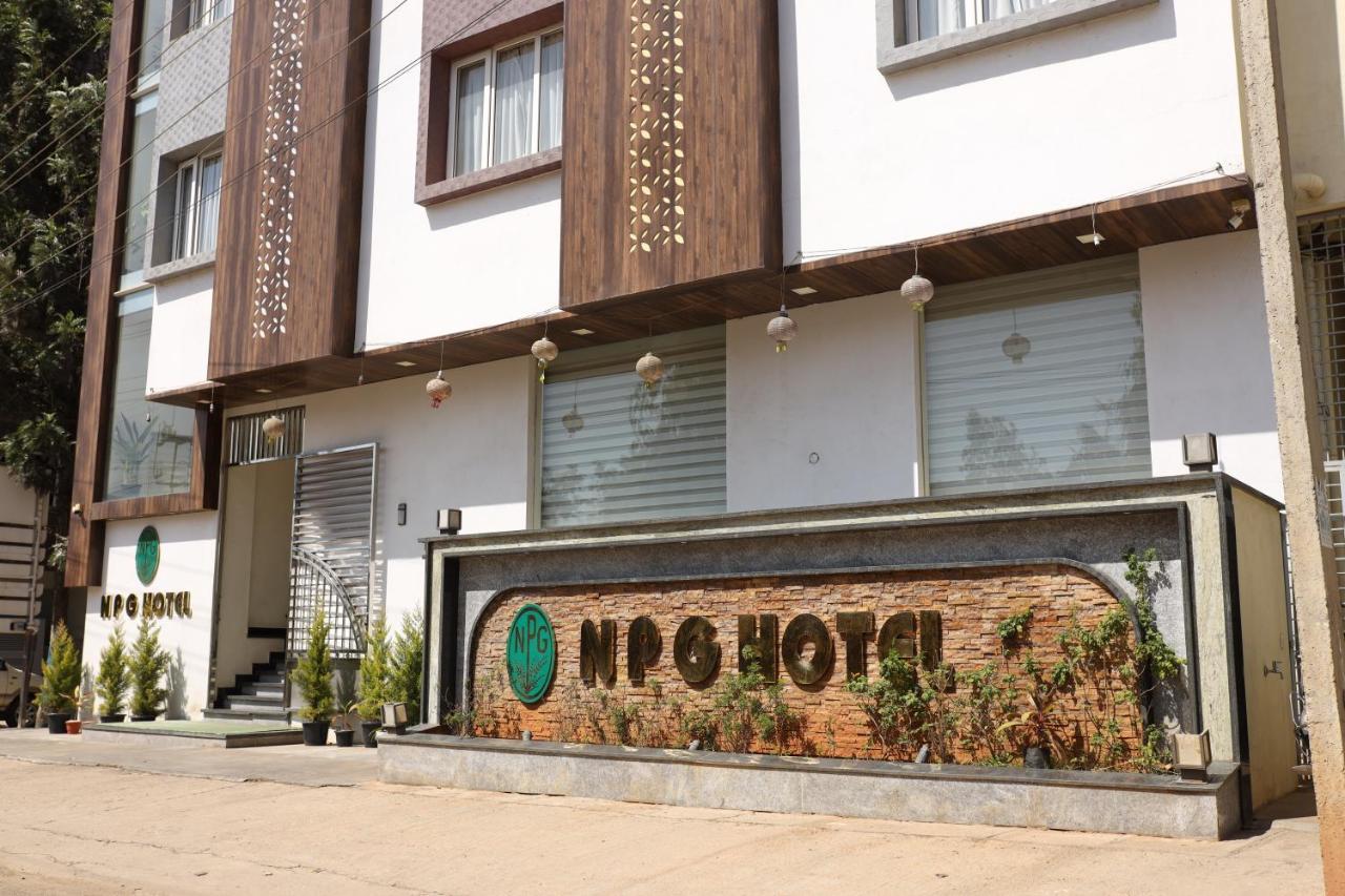 Npg Hotel Bangalore Just 10 Mins Drive From The Kempegowda International Airport Eksteriør billede